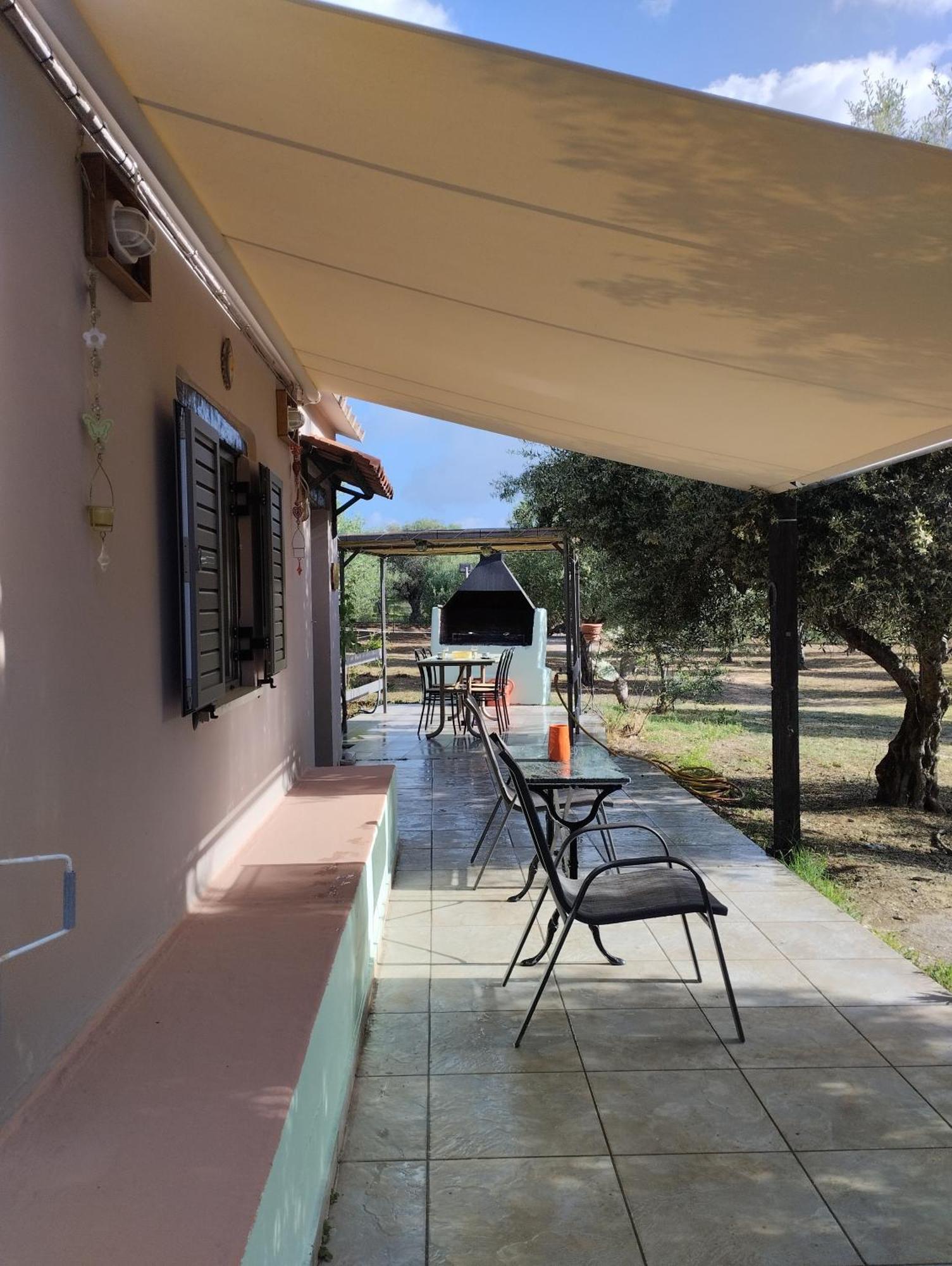 Olea Cottage Galatás Esterno foto