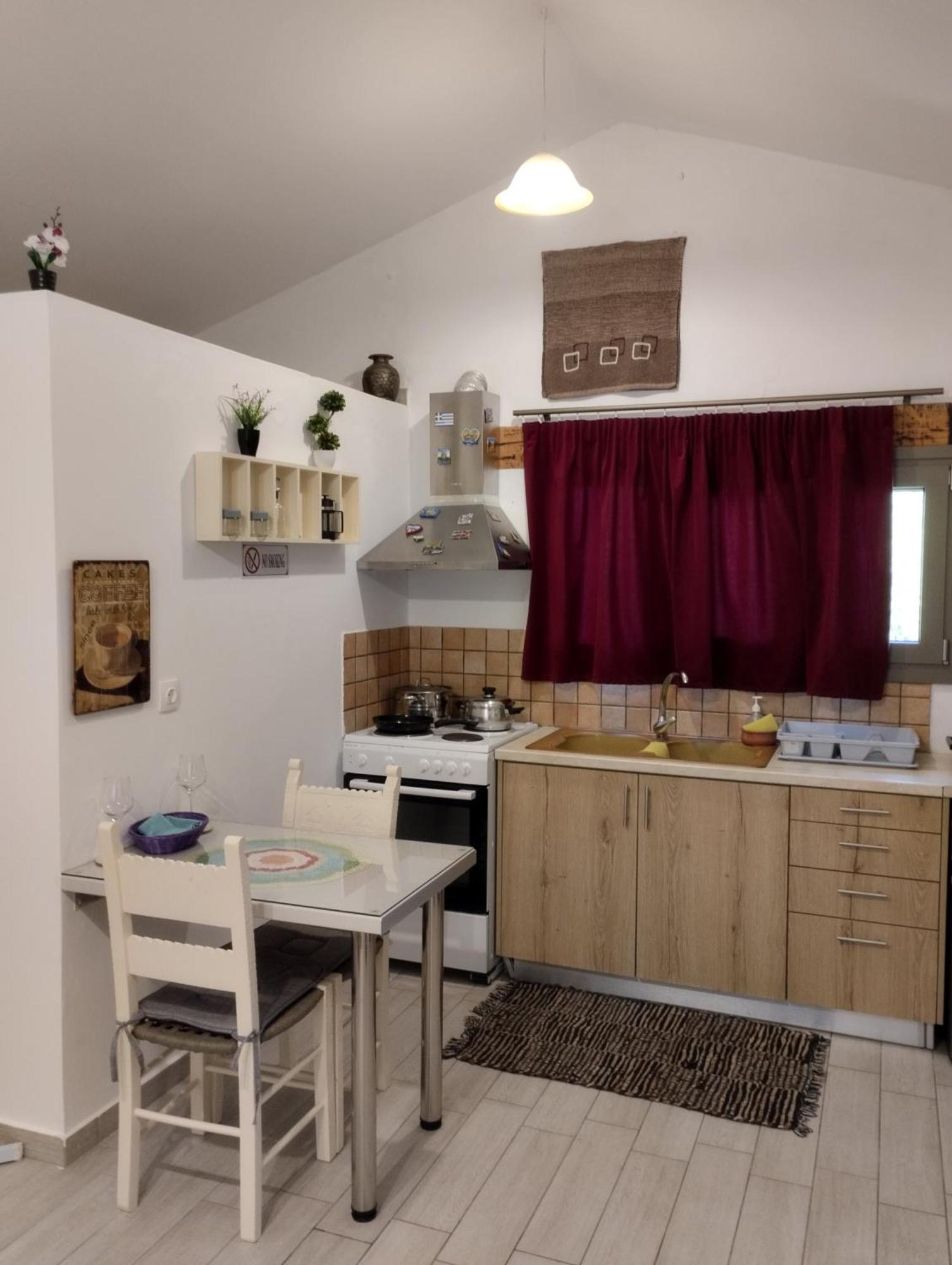Olea Cottage Galatás Esterno foto